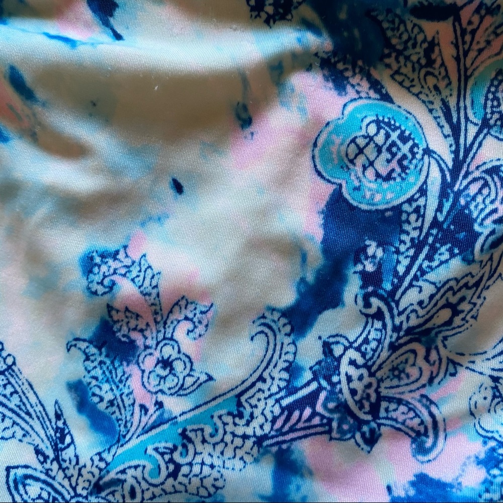 VS Bikini Bottom Size Large Bathing Suit - Picture 3 of 6